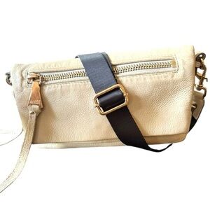 ▶️ Aimee Kestenberg ◀️ Leather Crossbody - Zip Me Up Beige Cream crossbody bag